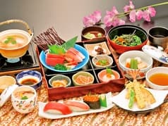 和食レストランとんでん 南16条店 2