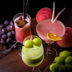 DELUXE THE BAR フルーツカクテル 2