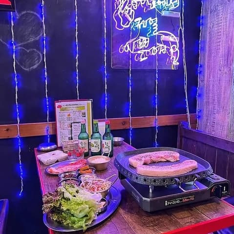 サムギョプサル&韓国チキン プルタッチキン