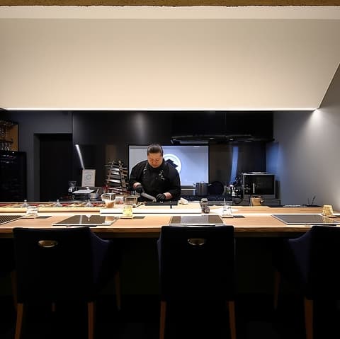 yousuke ヨウスケ