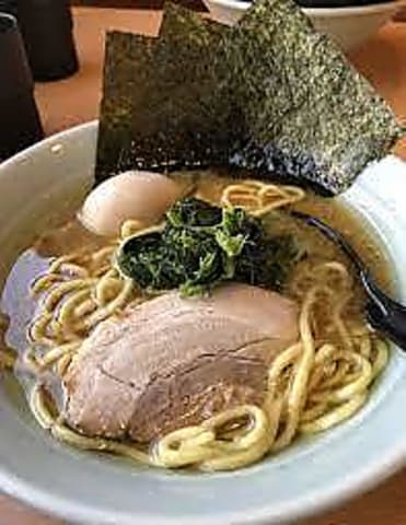 横浜家系ラーメン 銀家 川崎銀柳街店