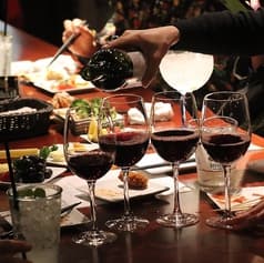 PARTY&DINING GIZELE 2