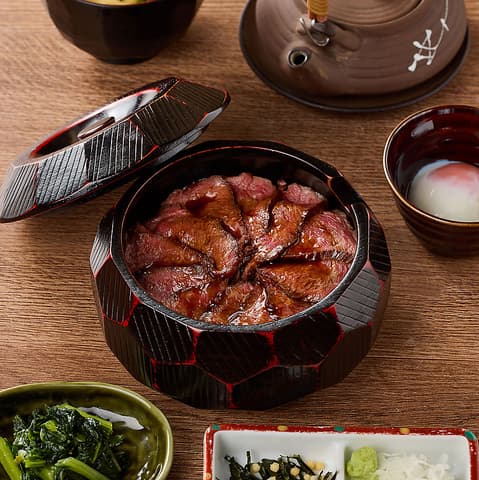 紫翠亭 明保野別邸