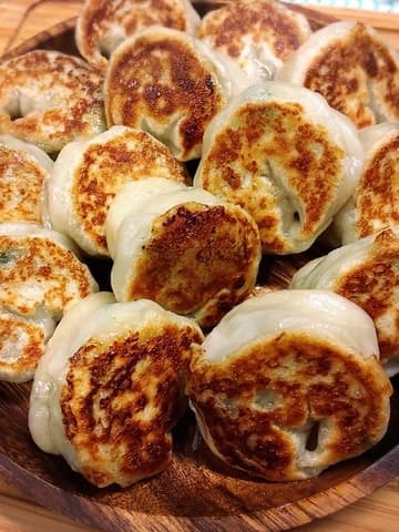 餃子酒場むぎとhaco