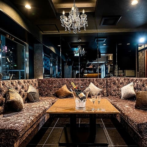 LUXURY BAR&KARAOKE PALACE パレス 渋谷駅前店