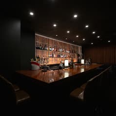 Bar Vine 2