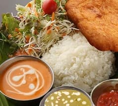 ASIAN DINING THE MEALS ミールス 西新宿 2