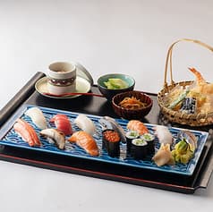 御食事処 ライブ割烹 万蓮 2