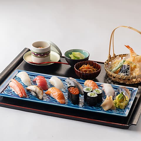 御食事処 ライブ割烹 万蓮