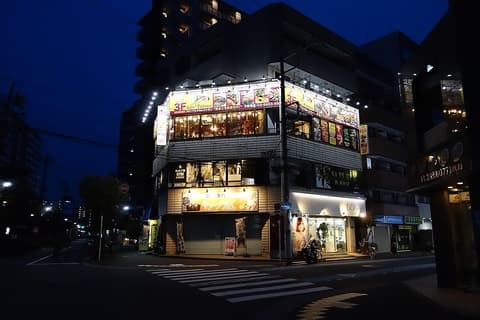 TRE RESTRAUNT チェレストラン