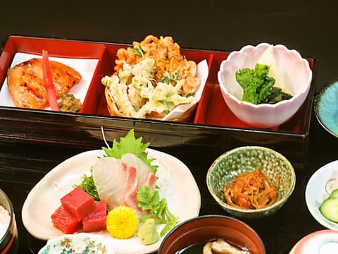 和風れすとらん桃川