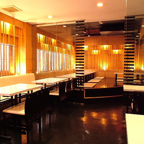 ダイニングバー 賛舌人