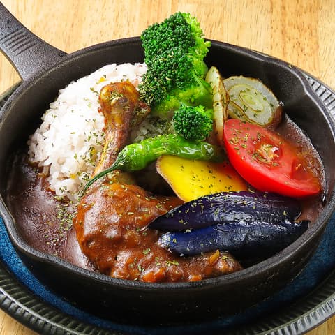 Mt TAKAO BASE CAMP マウントタカオベースキャンプ