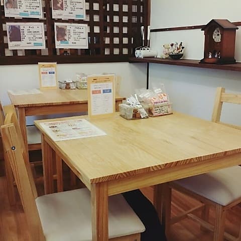 保護犬保護猫カフェ川西店