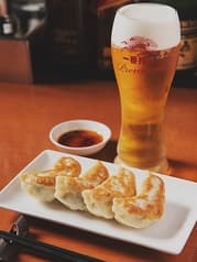 Wing Village 餃子バー 2