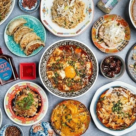 琉球中華　蛙吽WAON  沖縄店