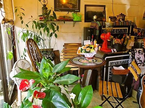 Cafe Salon SLO GANS カフェサロン スローガンズ