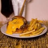 KAKUMEI Burger&Cafe 3