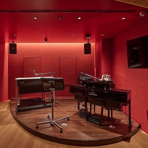 Entertainment Bar Tower8