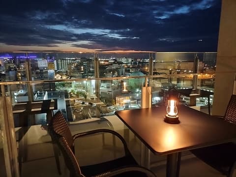 SKYBAR AUGUST MOON スカイバーオーガストムーン