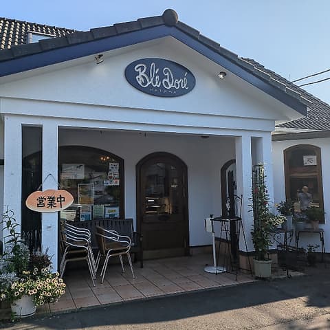 ブレドール葉山本店