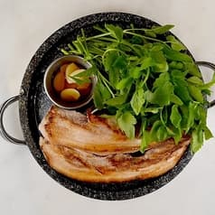 タッカンマリ&チーズダッカルビ専門店 ハルハンマリ 2