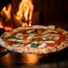 ピッツェリア ヴォルペ ビアンカ 2