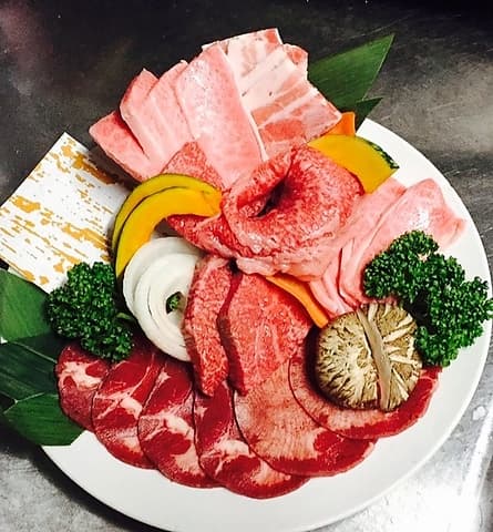 二丁目ホルモン酒場