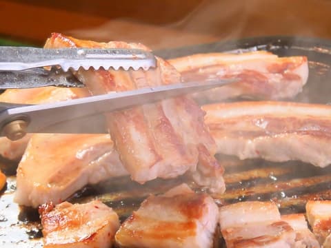 鶴橋とんちゃん 別府店