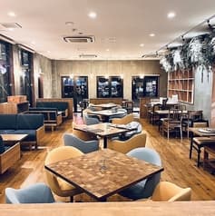 レストラン WHAT'S UP? ワッツアップ 2