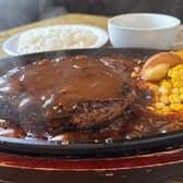 ハンバーグとステーキのお店 ファミリー 3