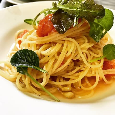 Pesce Piatto ペッシェピアット えのき