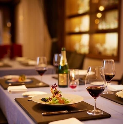 フレンチレストランQuatreVingtsキャトルヴァン