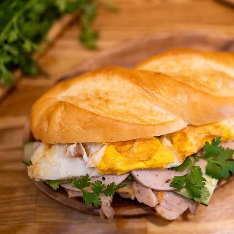 TIEN TIEN ティエンティエン