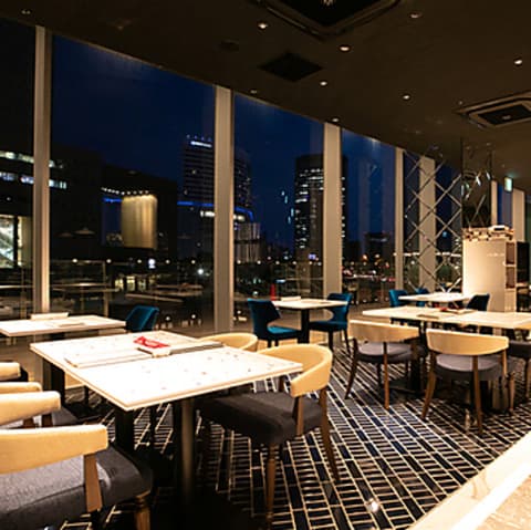 LITORANEO 横浜みなとみらい