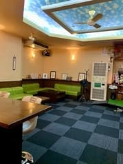 カラオケサロン中高年 2