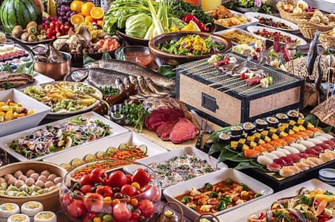 Main Dining Room YOHO メインダイニングルーム ヨーホー