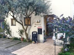 Dog cafe&Gallery Roomer 2