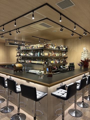 お酒の美術館 羽田イノベーションシティ店