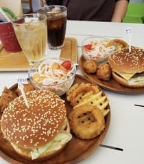 ハンドメイドキッチンOJ 九大学研都市 2