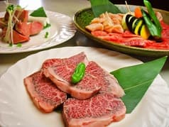 炭火焼肉 モーモー亭 2