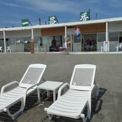 鎌倉市材木座海岸 海の家 一品香 2