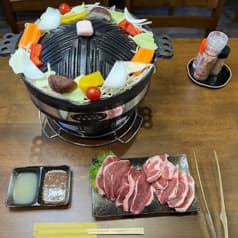 ジンギスカン 百本木 カラオケラウンジ 2