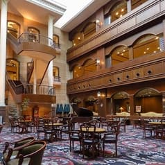 アトリウムラウンジ　ハイドパーク 2