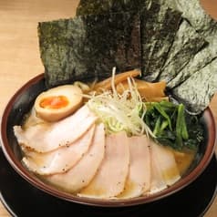 熟成醤油豚骨らーめん そしが屋 2