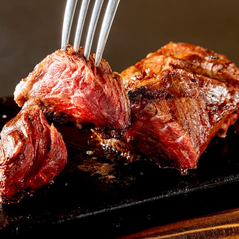 ステーキ マッチョ フジグラン緑井