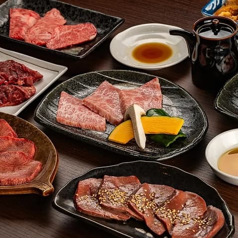 焼肉 まんてん 中央町店