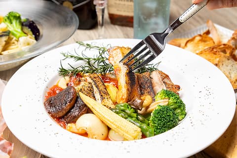 洋風酒場 D K326 ディーケーサンニーロク