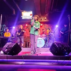 【生バンドカラオケバー】　俺スタジオ　札幌すすきの店 2