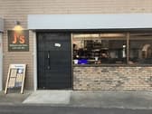 J s Billiards and Darts Cafe and Bar ジェーズビリヤードアンドダーツカフェアンドバー 3